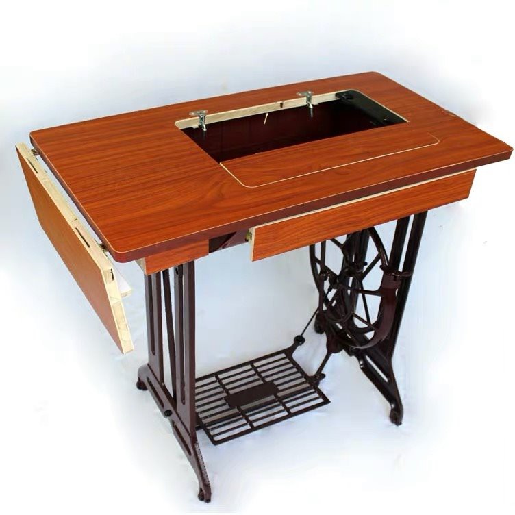 Šujmašīnas galds un statīvs ar 3 atvilktnēm